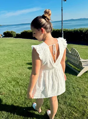 WHITE EYELET MINI DRESS Size M thumbnail 2
