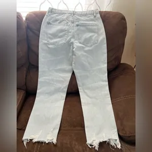 VERVET LOS ANGELES Light Blue Distressed Women's Jeans thumbnail 3