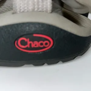 Chacos WOMENS size 7 pink and grey thumbnail 6