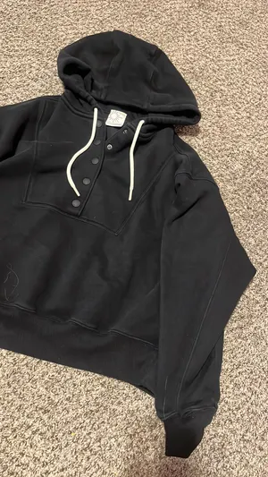 Black Aerie Off-Line crewneck thumbnail 4
