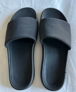 Lululemon Restfeel Black Slide Sandals thumbnail 1