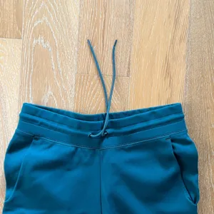 Women’s Teal sweatpants size S Green thumbnail 4