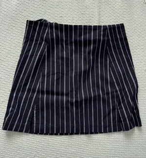 Urban Outfitters Mini Skirt thumbnail 2