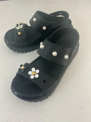 Crocs Mega Crush Platform Sandals Women’s Size 10 with Charms thumbnail 2