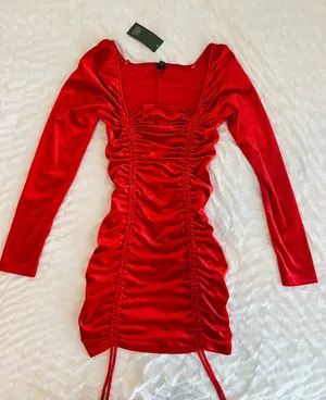 RED DRESS❤️ thumbnail 5