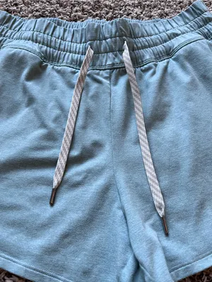 Vuori Halo Performance Shorts thumbnail 2