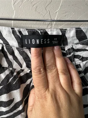 Lioness Top Model Zebra Stripe Black White Baggy Jeans thumbnail 6