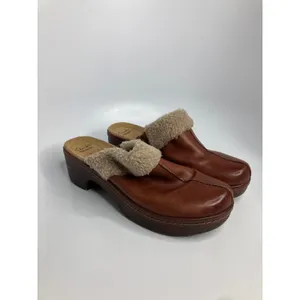 Clarks Clogs Women 10 Brown Good Leather Faux Shearling Trim Platform Mules thumbnail 3