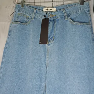 RealTakai Barrel Leg Baggy Light Wash Blue Denim Jeans NWT thumbnail 3