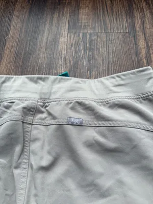 FIGS Women’s Boulder Tan Kade Cargo Scrub Pants Nurse Hospital - Size L Petite thumbnail 7