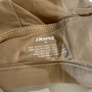 Skims Fits‎ Everybody Crossover Bralette XS Clay Tan Wireless Mesh Soft New thumbnail 3