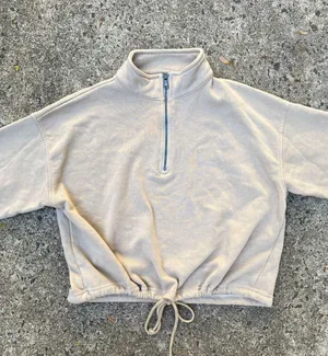 American Eagle Outfitters Cropped Pullover thumbnail 2