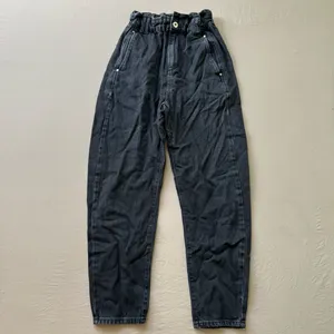Zara Paperbag Barrel Leg Jeans thumbnail 2
