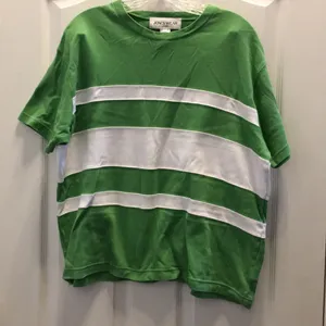 FINAL MARKDOWN Sporty jones wear top large thumbnail 1