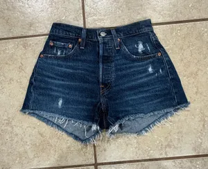 Levi’s Jean Shorts 501 thumbnail 1