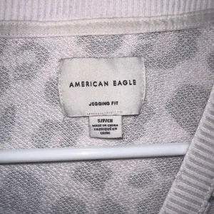 Sweatshirt thumbnail 2