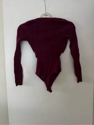 Abercrombie & Fitch Maroon Ribbed Long-Sleeve Sweater Bodysuit thumbnail 11
