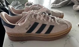 Adidas Gazelle Platform Shoes thumbnail 1