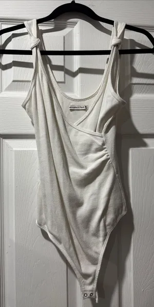 A&F Bodysuit thumbnail 1