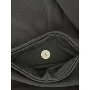 Lululemon Black Performance Yoga Leggings Size 6 Full Length Slim Fit thumbnail 4