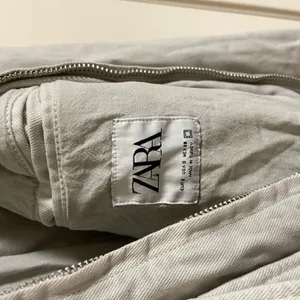 Zara Men's Utility Chore Jacket Light Grey Full Zip Patch Pockets Size Small thumbnail 3