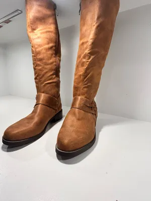 Women’s Brown Knee High Riding Boots Size 7 Side Zip Braided Strap Low Heel thumbnail 2