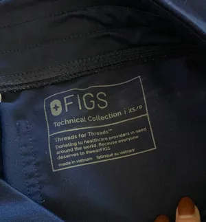 FIGS Navy Scrub Set thumbnail 3