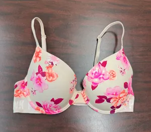 PINK Victoria’s Secret Wear Everywhere Push-Up Floral Bra Size 34C thumbnail 1