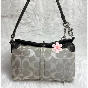 y2k COACH Gray Signature Canvas Mini Purse / Wristlet thumbnail 2
