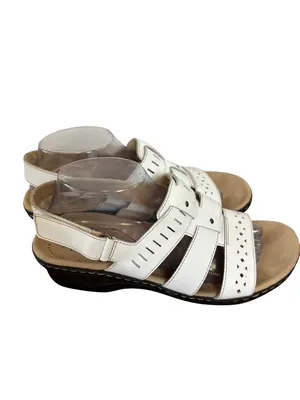 Clarks Size 10 Strappy Stylist Summer Comfy Casual Chic Slip On Sandals White thumbnail 2