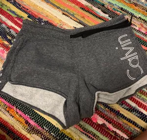 Shorts thumbnail 1