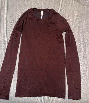 Lululemon Swiftly Tech Long Sleeve Shirt Size 4 thumbnail 1