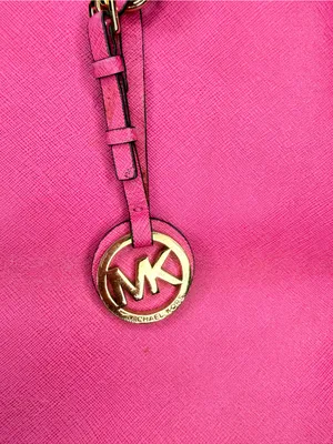Vintage Michael Kors Jet Set Large Tote in Raspberry Pink Saffiano leather bag thumbnail 4