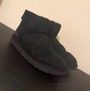 Alike Ugg Black Boots Size 7 thumbnail 1
