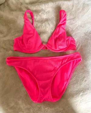 Hollister bikini thumbnail 1