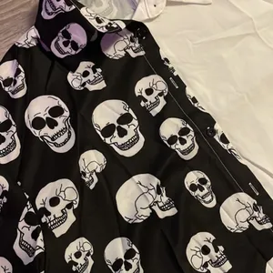 Unisex New Halloween skull blouse with short sleeve size large thumbnail 4