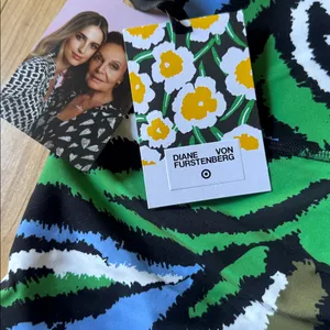 Diane Von Furstenberg Multicolor Zebra Print Shorts thumbnail 5