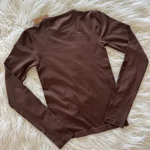 Skims Soft Smoothing Long Sleeve Top Cocoa Size XS thumbnail 5