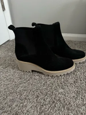 DV by Dolce Vita Booties thumbnail 4