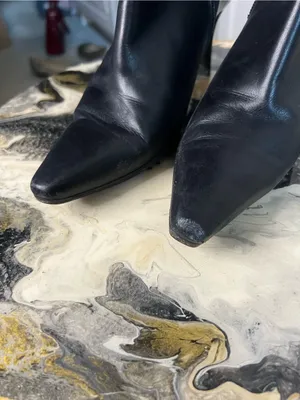 Stuart Weitzman Vintage Black Leather Heeled Boots thumbnail 5