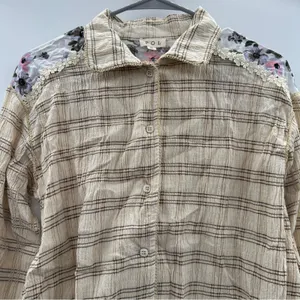 POL Cream Multicolor Floral Cotton‎ Long Sleeve Button Down Shirt Size S thumbnail 2