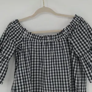 Abercrombie & Fitch Top Women’s S Black White Gingham Off Shoulder Bell Sleeve thumbnail 12