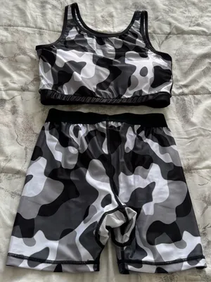 NWT Camouflage or leopard Sports Bra & Bike Shorts Set - Black/Grey, size M XL thumbnail 11