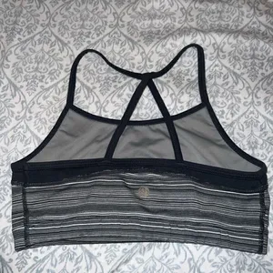 Well Worn sports bra size S thumbnail 2