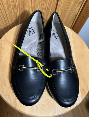 Cliffs by WHITE MOUNTAIN Black Faux Leather Bit Loafers thumbnail 1