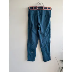 Alo Yoga Women Teal Blue Moto High Waist‎ Mesh Quilted Crop Leggings Size S thumbnail 2