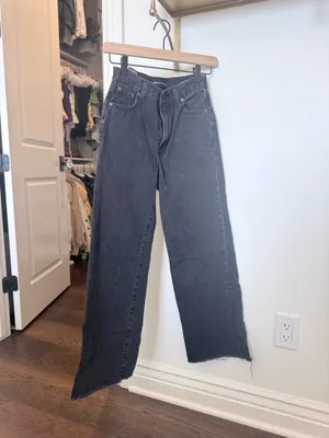 Aritzia Farrah Jeans Denim Forum The High-Rise thumbnail 3