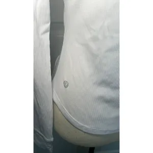Lululemon‎ Ribbed Nulu Hooded Define Jacket White LW4AWLS Size 10 thumbnail 4