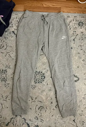 Grey Nike Joggers Women’s thumbnail 1