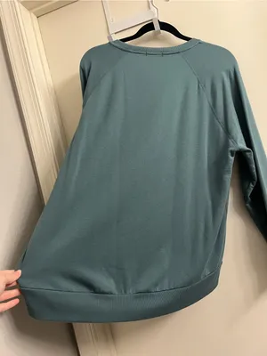 Beyond Yoga Cozy Fleece Saturday Oversized Pullover Size Small thumbnail 6